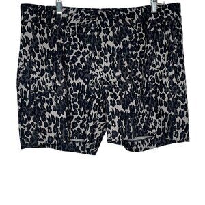 Isaac Mizrahi Leopard Print Shorts Womens Size 14 Cotton Stretch